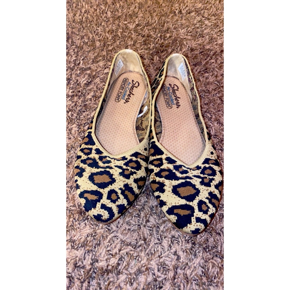 Skechers Leopard Flats Size 10